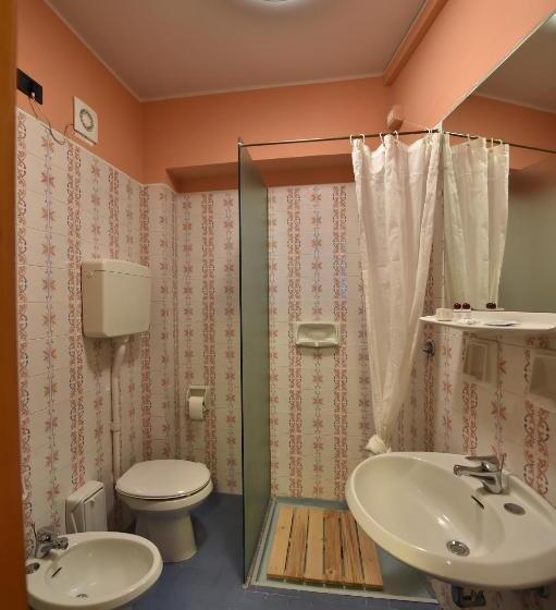 Номер Economy Индивидуальный, Ambra Hotel   The Only Central Lakeside Hotel In Iseo