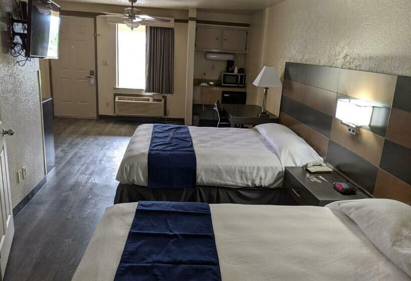 Номер Deluxe, Atrium Inn