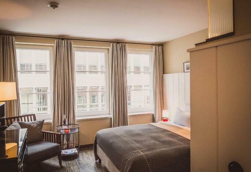 标准工作室, Henri Hotel Hamburg Downtown