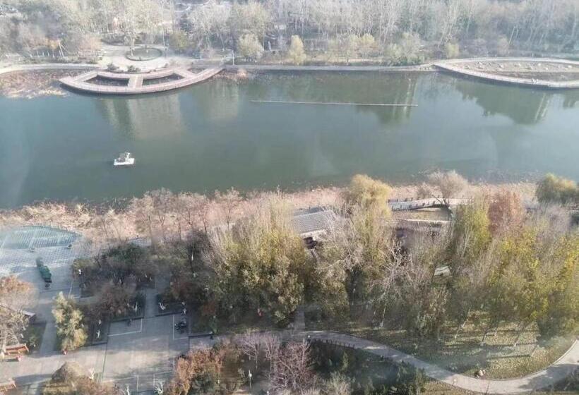 Номер бизнес-класса, Ramada Plaza Weifang