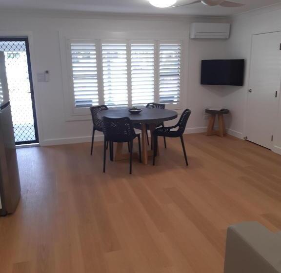 Апартаменты 1 Спальня, Seashells Beachfront Resort