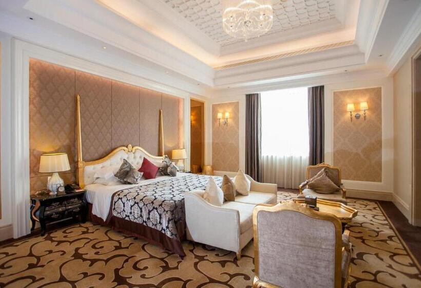 Президентский Люкс, Ramada Plaza Shaoguan City Centre