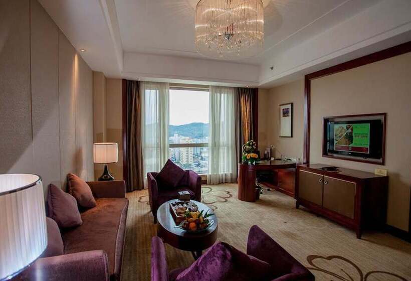 Президентский Люкс, Ramada Plaza Shaoguan City Centre