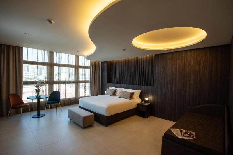 اتاق لوکس, Gold Tower Lifestyle