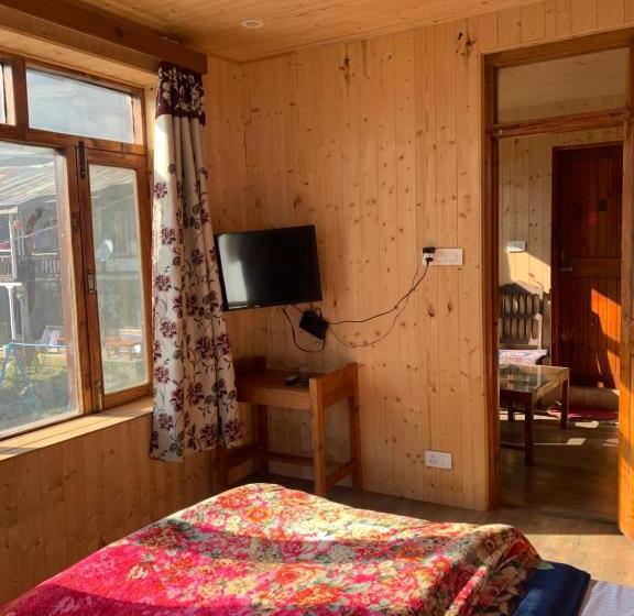 スーペリアファミリールーム, Tourist Hotel 10 Minutes Walking Distance From The Mall