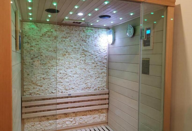 标准三人间, Wellness Suite Utrecht
