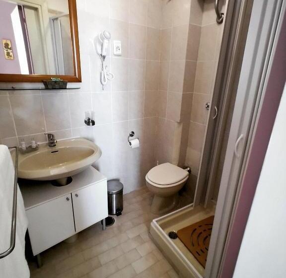 Номер Стандарт с Балконом, Afra Bed & Breakfast