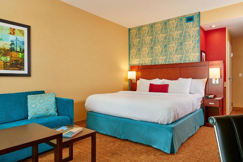 Büyük Çift Kişilik Yataklı Standart Oda, Courtyard By Marriott San Jose North/ Silicon Valley