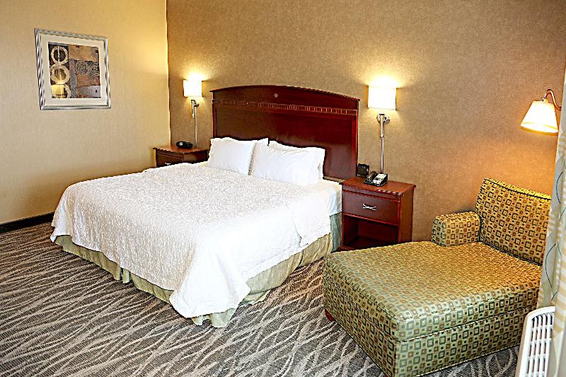 Büyük Çift Kişilik Yataklı Standart Oda, Courtyard By Marriott San Jose North/ Silicon Valley