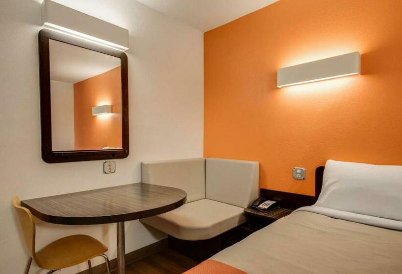 스탠다드 룸 킹사이즈 침대, Motel 6jennings, La