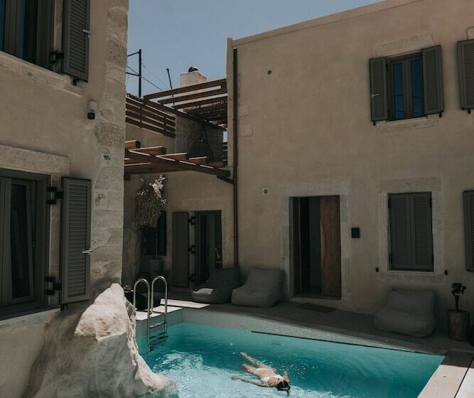 Президентский Люкс, Manili Boutique Suites & Villas
