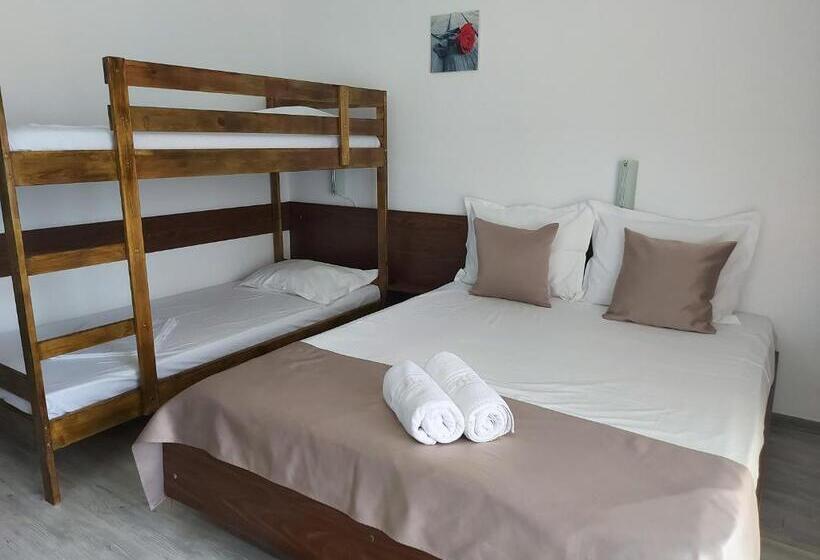 Семейный Номер, Complex Mediteranean Mamaia