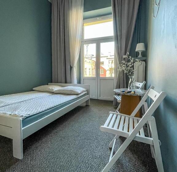 Номер Стандарт Совместная Ванная, Moon Hostel Warszawa