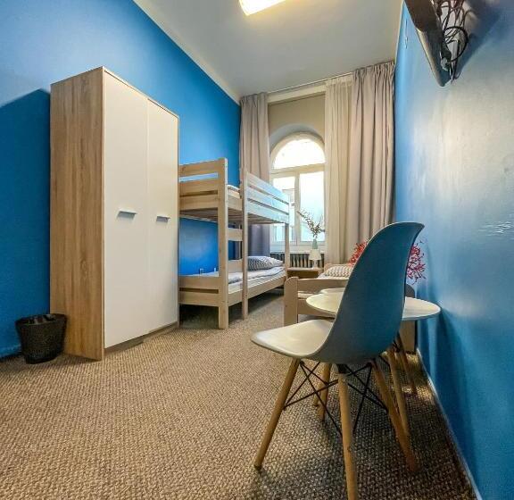 Номер Стандарт Трехместный, Moon Hostel Warszawa