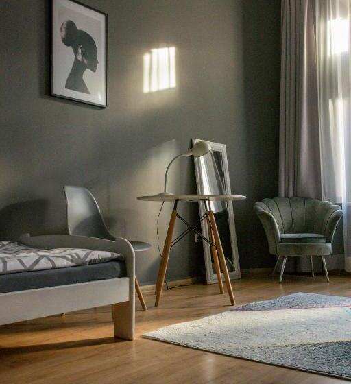Номер Стандарт Совместная Ванная, Moon Hostel Warszawa