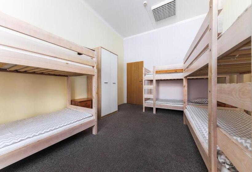 Кровать в Общей Комнате, Moon Hostel Warszawa