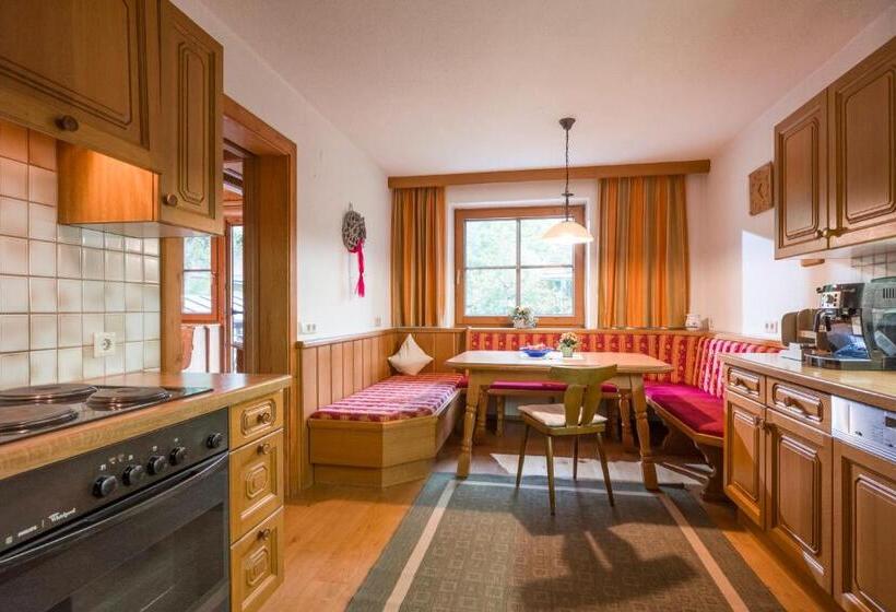 Апартаменты 3 Спальни, Böglhof