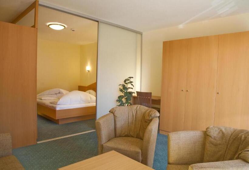Люкс 2 Спальни, Erlebnishotel Fendels