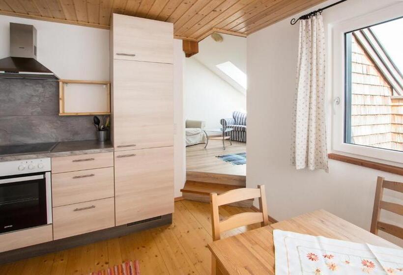 Апартаменты 2 Спальни с Балконом, Familienferienhof Stabauer