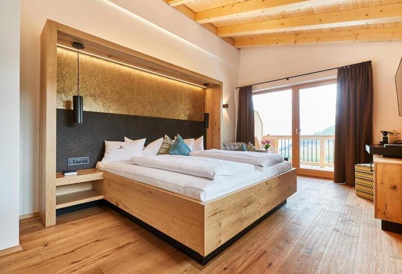 スイート, Ferienhotel Jörglerhof