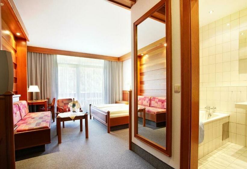 Номер Стандарт Вид на Сад, Riverresort Donauschlinge