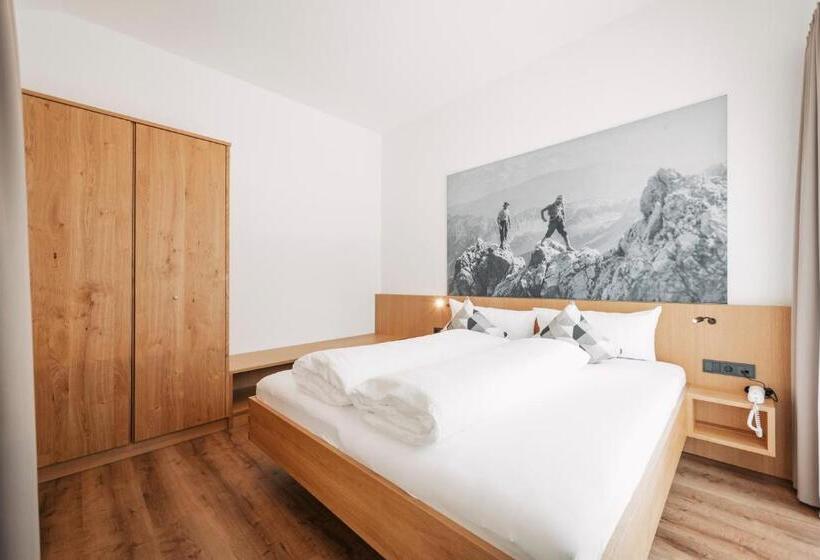Апартаменты 1 Спальня с Видом, Apart Garni St Martin