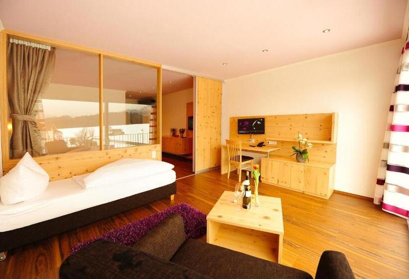 Трехместный Номер Deluxe, Gasthof Zum Schwanen