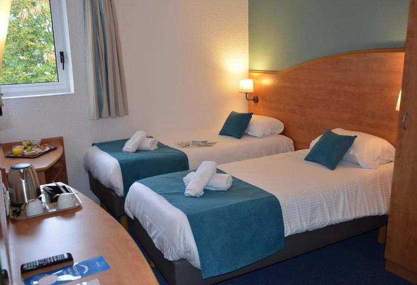 Номер Стандарт, Brit Hotel Caen Hérouville