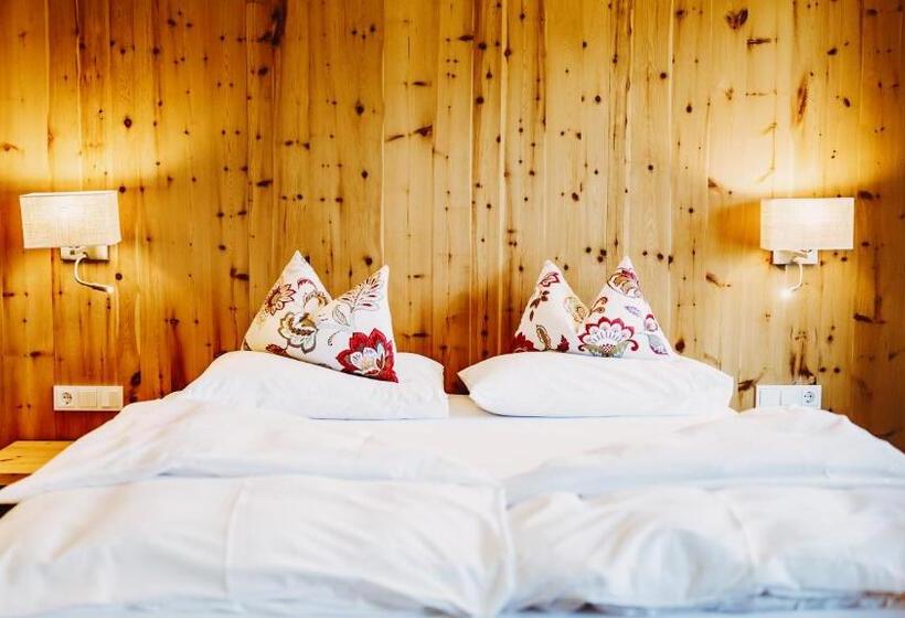 Люкс Повышенной Комфортности, Gourmet   Boutique Hotel Tanzer