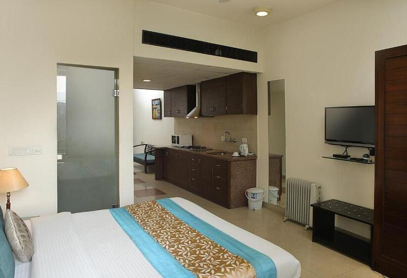 行政套房, Ahuja Residency Parklane, Gurgaon