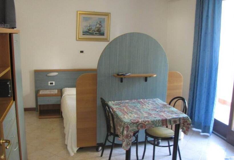 Студио Стандарт Вид на Горы, Residence Villa Margherita