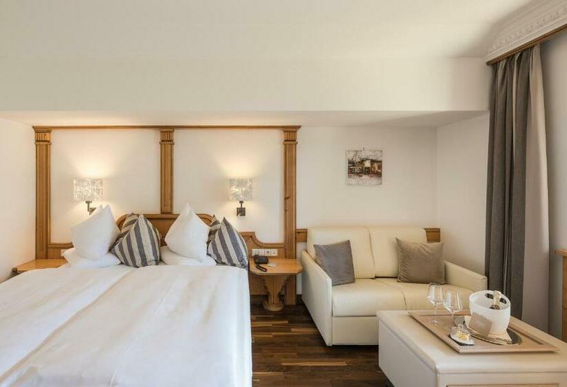 Номер Deluxe с Балконом, Weinegg Wellviva Resort