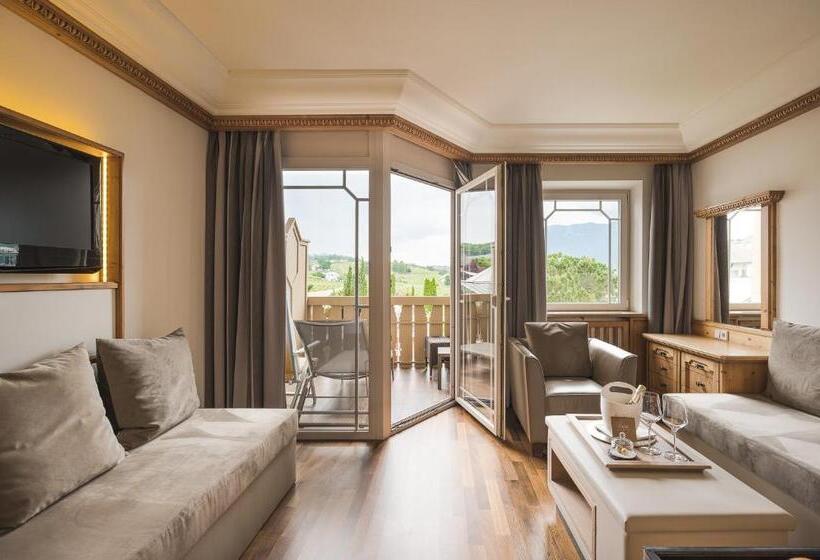 Люкс с Балконом, Weinegg Wellviva Resort