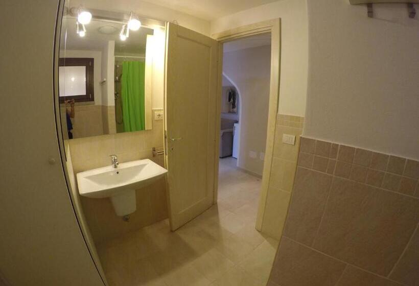 إستوديو قياسى مزودة بتراس, Residence Borgo Punta Villa