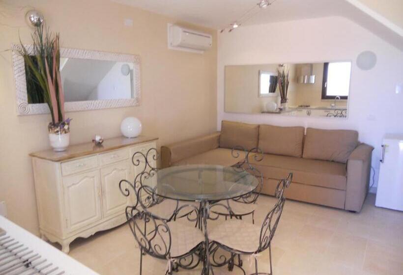 استودیو استاندارد با تراس, Residence Borgo Punta Villa