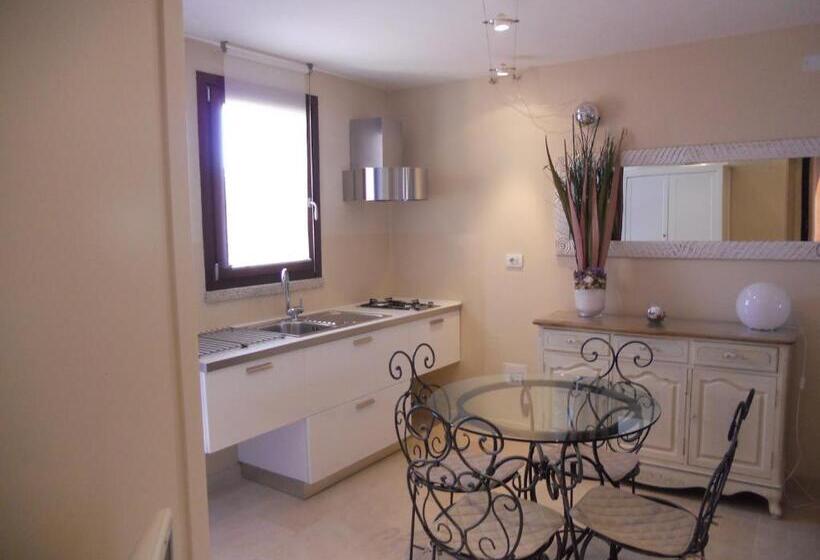 إستوديو قياسى مزودة بتراس, Residence Borgo Punta Villa
