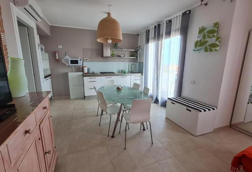 شقة غرفتين مطلة على البحر, Residence Borgo Punta Villa