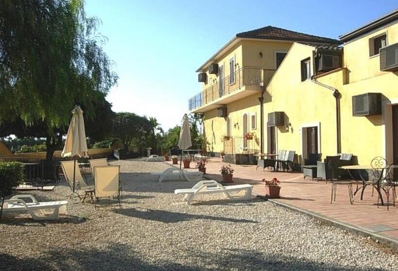 Апартаменты 1 Спальня, Oasi Del Fiumefreddo