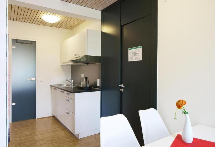 غرفة عائلية, Bed & Breakfast Rotes Haus