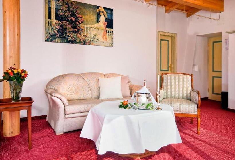 Люкс с Террасой, Mittelburg Wellness