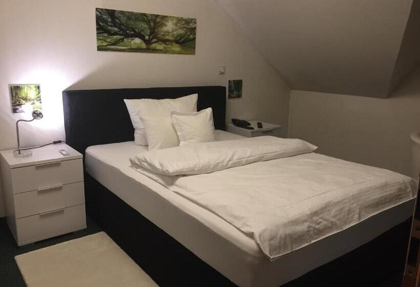 标准单人间, Landhotel Menke