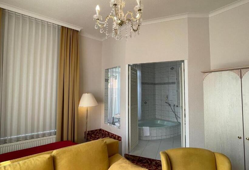 Номер Стандарт с Балконом, Villa Antonia