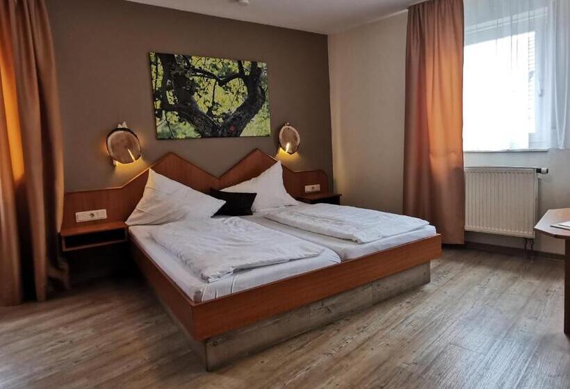 Апартаменты Комфорт 1 Спальня, Gasthaus & Hotel Drei Lilien