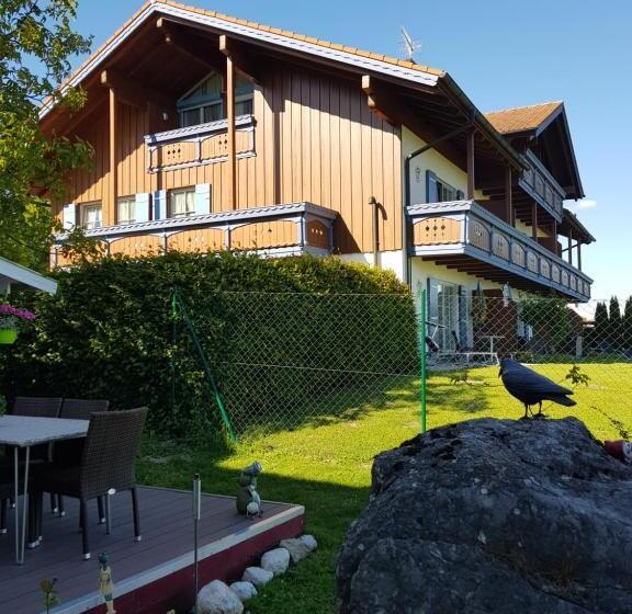 Полулюкс Вид на Горы, Berg Hotel Weingarten Garni