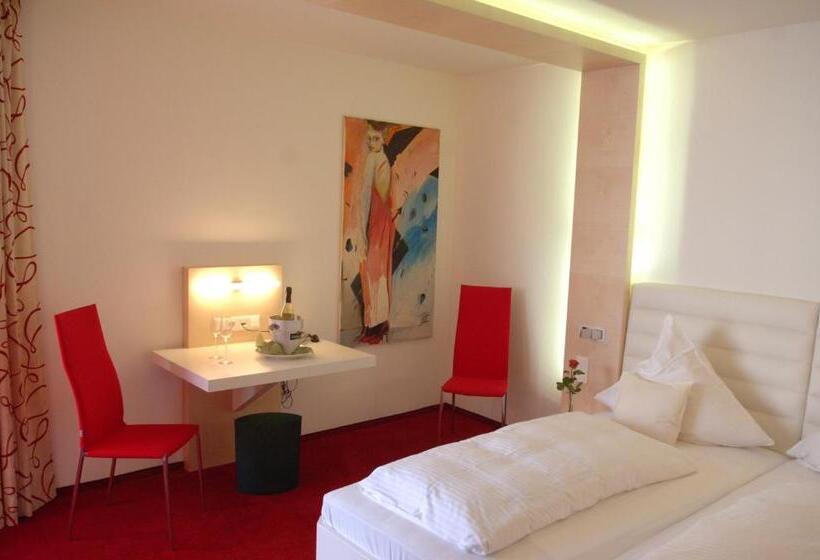 Полулюкс Вид на Сад, Mintrops Land Hotel Burgaltendorf