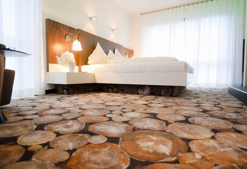 Полулюкс, Mintrops Land Hotel Burgaltendorf