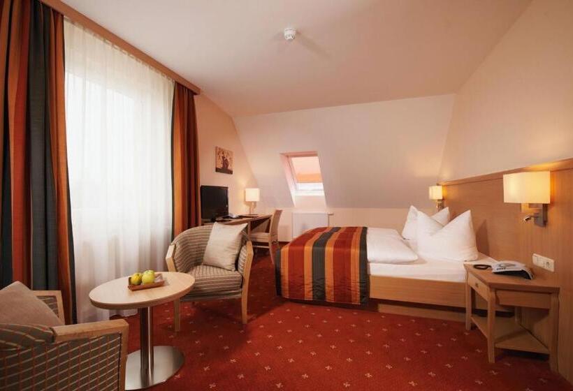 Номер Superior, Parkhotel Neustadt