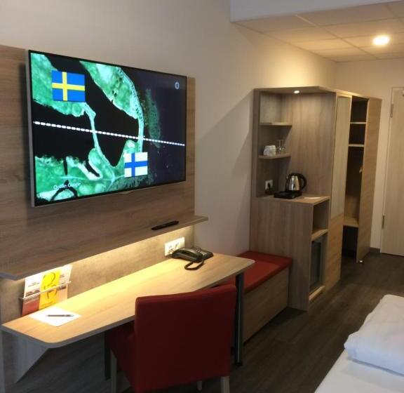 Семейный Номер, Adesso Hotel Göttingen   Pay At Property On Arrival Ihr Automatenhotel In Göttingen