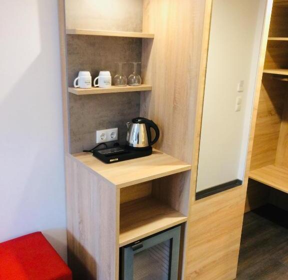 Номер Стандарт Индивидуальный, Adesso Hotel Göttingen   Pay At Property On Arrival Ihr Automatenhotel In Göttingen