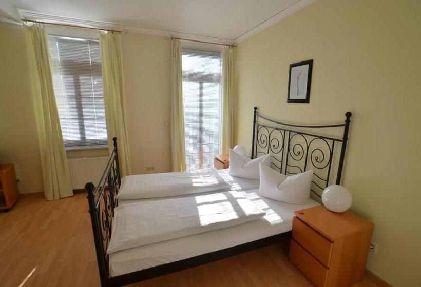 Номер Стандарт, Gastehaus Villa Seraphinum